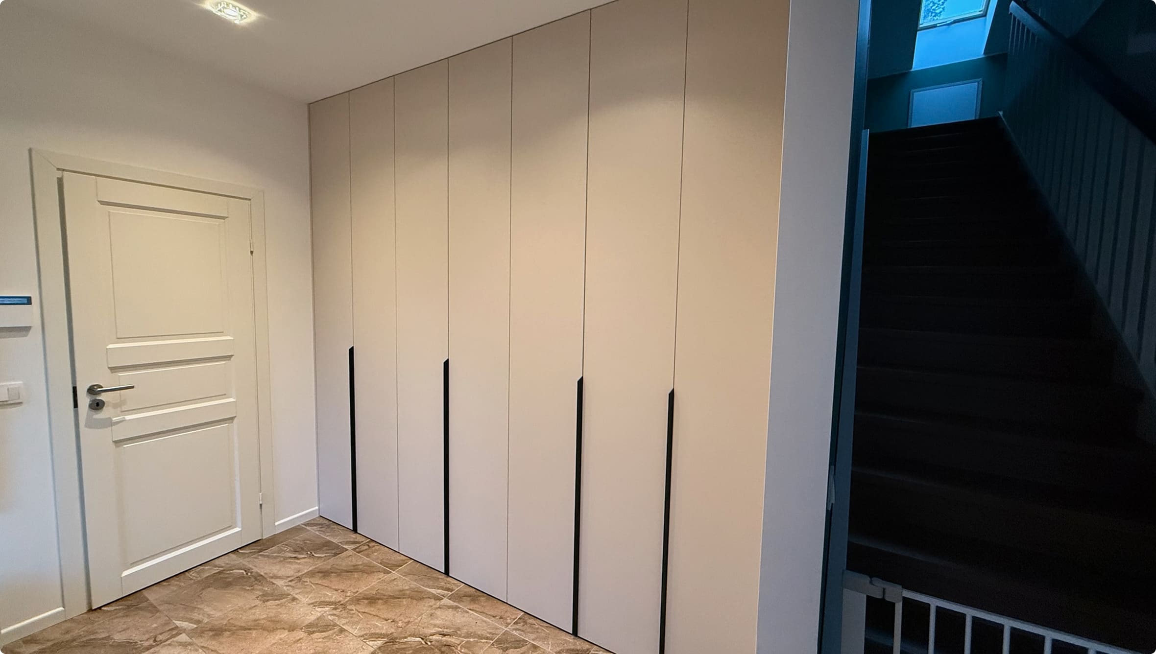 {{ images.mMlLPjihPR.alt }}