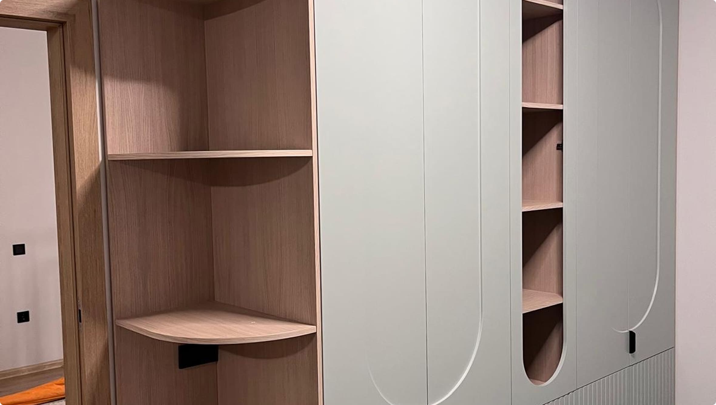 {{ images.xBksrWzNRa.alt }}